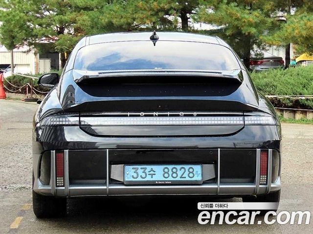 Hyundai Ioniq 6 Long Range Exclusive + 2023 — фото 4