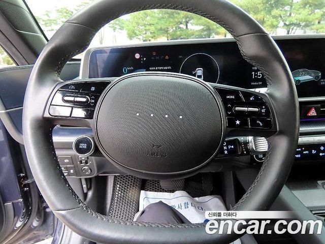 Hyundai Ioniq 6 Long Range Exclusive + 2023 — фото 8