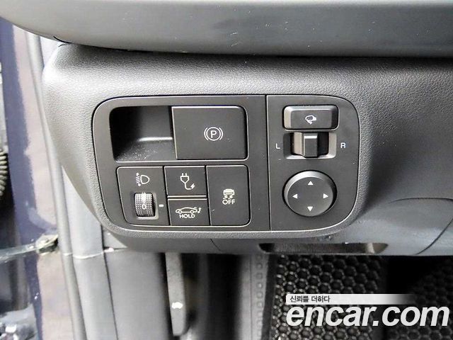 Hyundai Ioniq 6 Long Range Exclusive + 2023 — фото 16