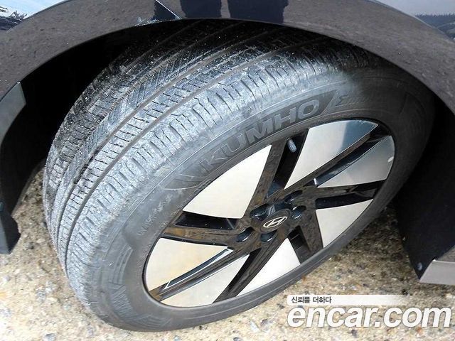 Hyundai Ioniq 6 Long Range Exclusive + 2023 — фото 24