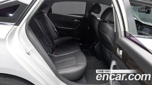 Hyundai Sonata (LF) 2.0 Smart 2015 — фото 11