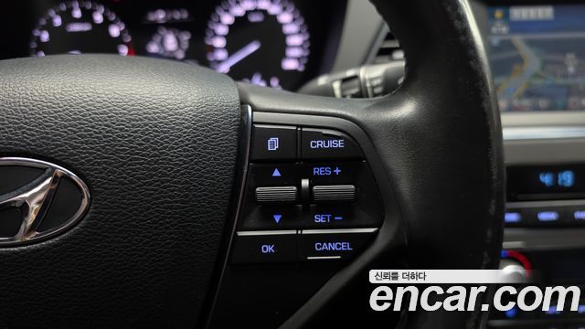 Hyundai Sonata (LF) 2.0 Smart 2015 — фото 15