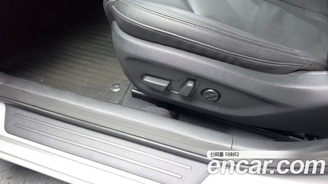 Hyundai Sonata (LF) 2.0 Smart 2015 — фото 29