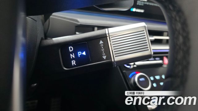 Hyundai Santa Fe (MX5) HEV 1.6 2WD Calligraphy 2025 — фото 9