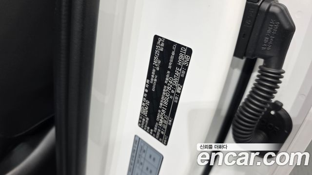 Hyundai Santa Fe (MX5) HEV 1.6 2WD Calligraphy 2025 — фото 33