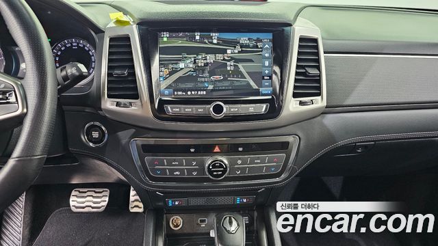 KG Mobility (SsangYong) Rexton Sports Khan Diesel 2.2 4WD Professional X (5-Link) 2019 — фото 14