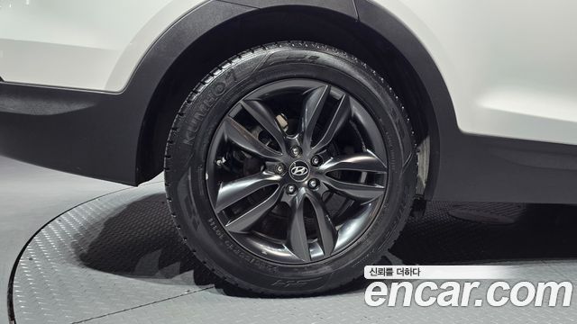 Hyundai Santa Fe (DM) Diesel(e-VGT) 2.2 2WD Exclusive 2013 — фото 5