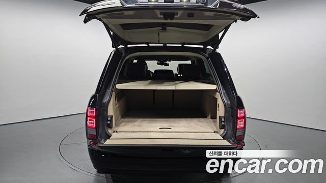 Land Rover Range Rover (IV) 4.4 SDV8 Vogue SE DIESEL 2017 — фото 20
