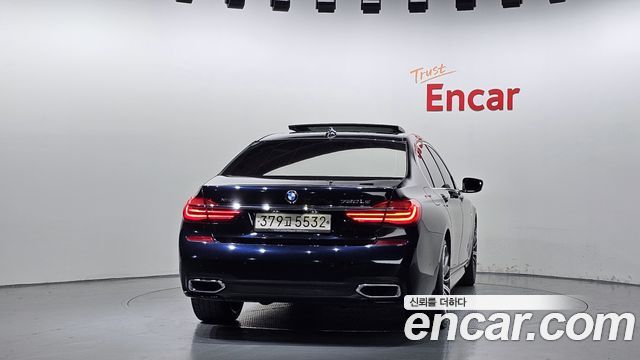 BMW 7 Series (G11) 730Ld xDrive M Sport 2017 — фото 4