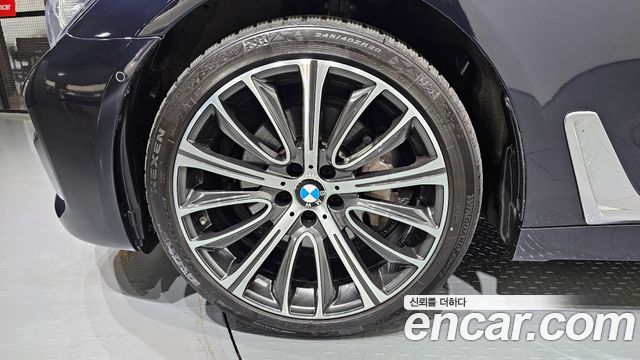 BMW 7 Series (G11) 730Ld xDrive M Sport 2017 — фото 5