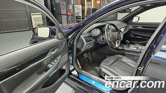 BMW 7 Series (G11) 730Ld xDrive M Sport 2017 — фото 11