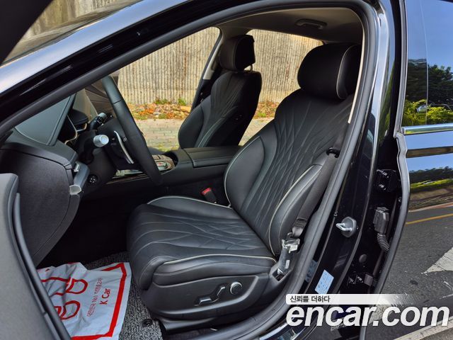Genesis G80 (RG3) Gasoline 2.5 Turbo AWD 2024 — фото 8