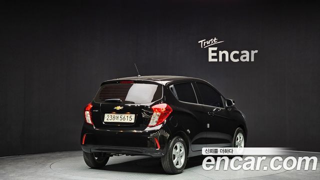 Chevrolet Spark LT 2021 — фото 2
