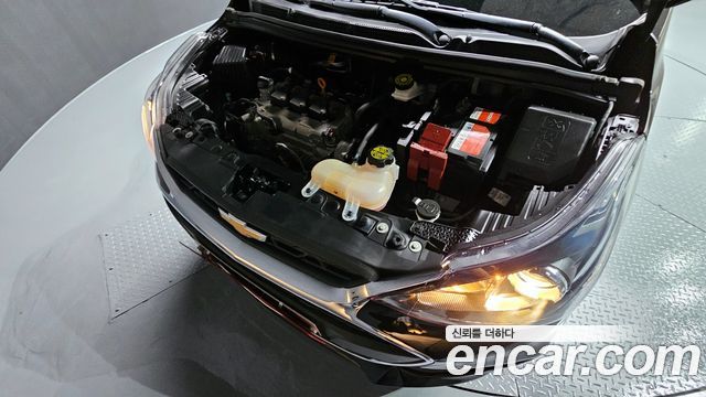 Chevrolet Spark LT 2021 — фото 6