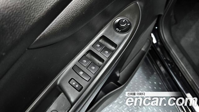 Chevrolet Spark LT 2021 — фото 16