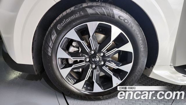 Kia Carnival (IV) Gasoline 9-Seater Hi-Limousine Signature 2021 — фото 5
