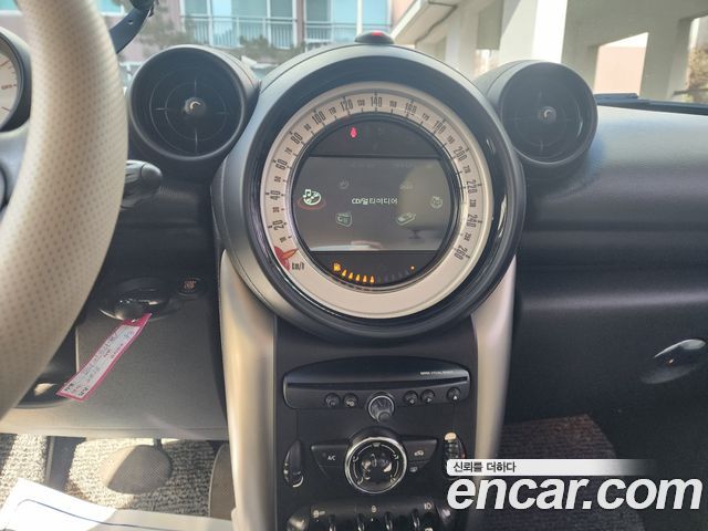 MINI Cooper D Countryman SE 1st 2013 — фото 15