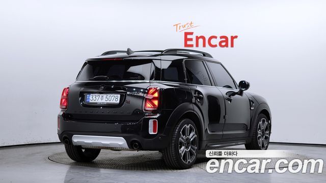 MINI Cooper S Countryman ALL4 Classic Launch Pack 2nd 2023 — фото 2