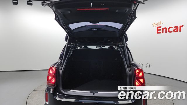 MINI Cooper S Countryman ALL4 Classic Launch Pack 2nd 2023 — фото 20
