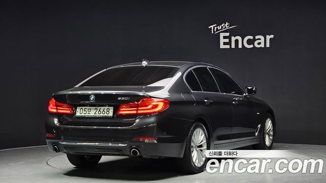 BMW 5 Series (G30) 530i Luxury Plus 2018 — фото 2