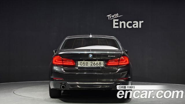 BMW 5 Series (G30) 530i Luxury Plus 2018 — фото 3