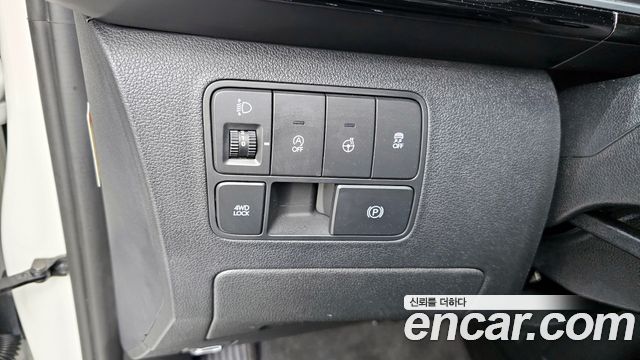 Hyundai Staria 4WD Camper Prestige Camper 11Seater 2023 — фото 16