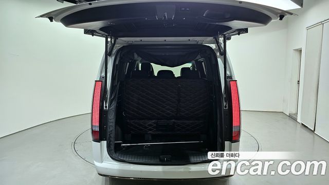 Hyundai Staria 4WD Camper Prestige Camper 11Seater 2023 — фото 20