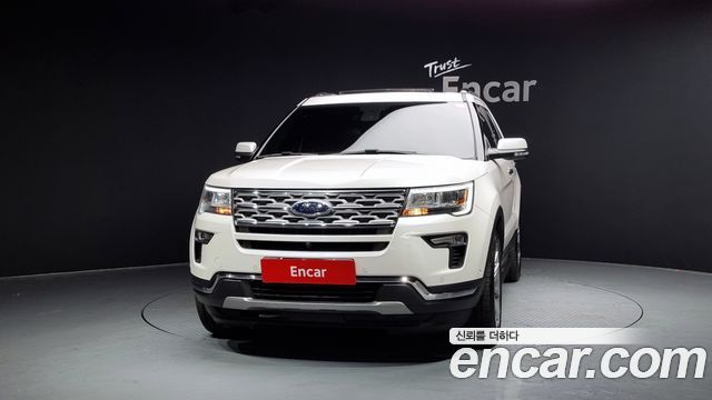 Ford Explorer 2.3 Limited 4WD 5th 2019 — фото 3
