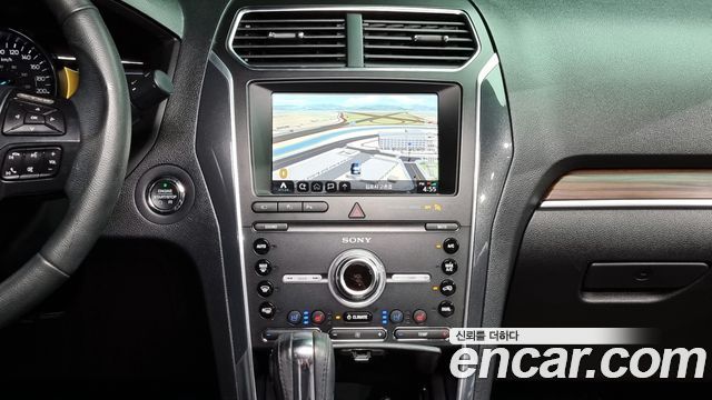 Ford Explorer 2.3 Limited 4WD 5th 2019 — фото 18
