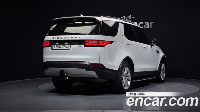 Land Rover Discovery 5 3.0 TD6 HSE 2018 — фото 2