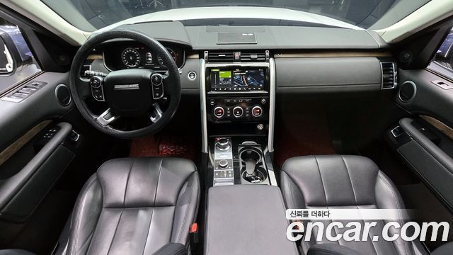 Land Rover Discovery 5 3.0 TD6 HSE 2018 — фото 7