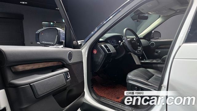 Land Rover Discovery 5 3.0 TD6 HSE 2018 — фото 11
