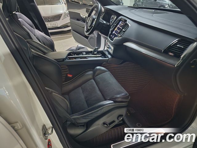 Volvo XC90 (II) T8 R-Design Hybrid 2021 — фото 10