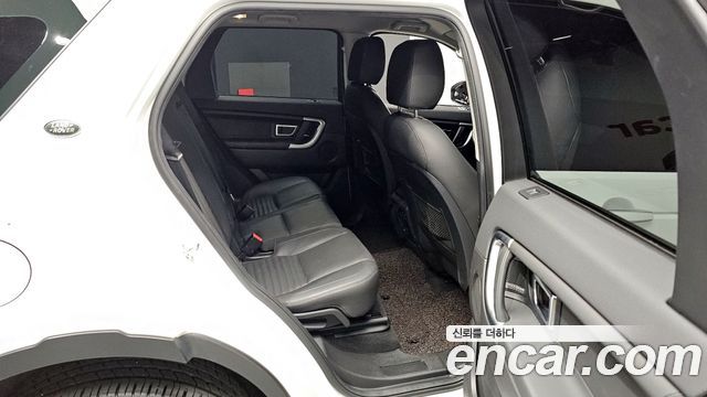 Land Rover Discovery Sport 2.0 TD4 HSE Luxury 2017 — фото 12