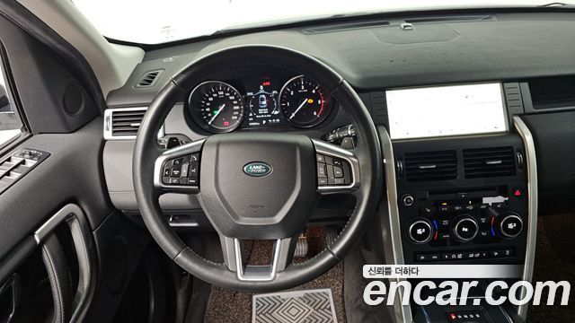 Land Rover Discovery Sport 2.0 TD4 HSE Luxury 2017 — фото 13