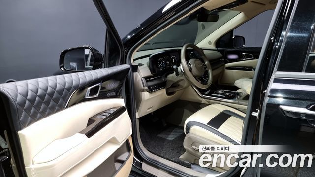 Kia Carnival (IV) Gasoline 7-seater Limousine(Special vehicle) 2022 — фото 10