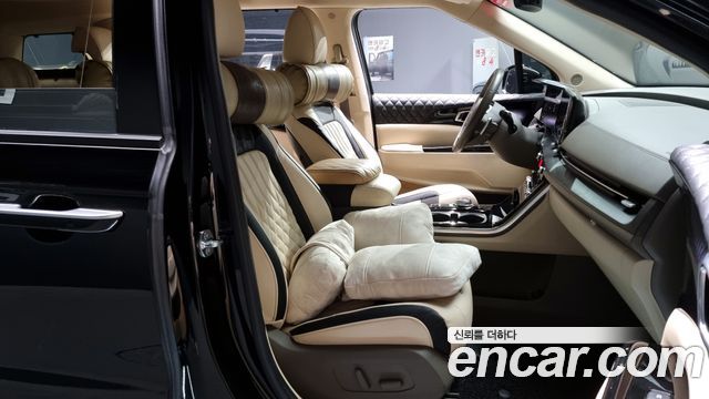 Kia Carnival (IV) Gasoline 7-seater Limousine(Special vehicle) 2022 — фото 11