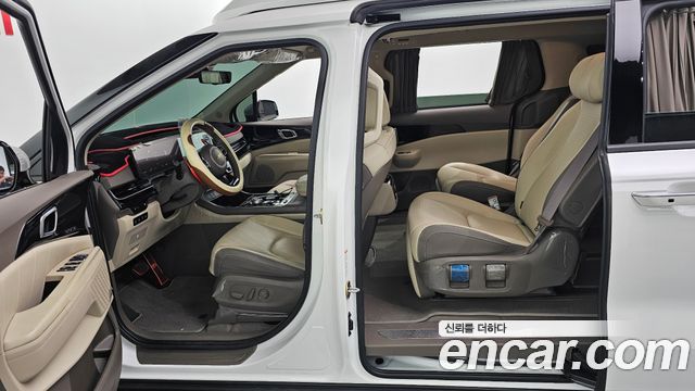 Kia Carnival (IV) Gasoline 7-Seater Hi Limousine Signature 2024 — фото 17