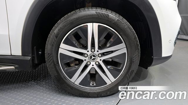 Mercedes-Benz GLE-Class (W167) GLE300d 4MATIC 2019 — фото 5