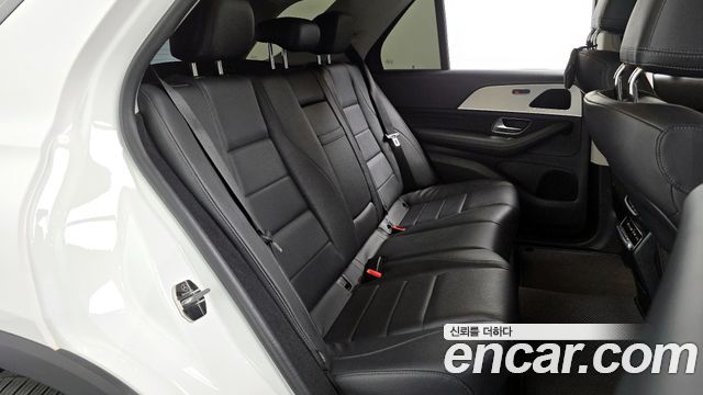 Mercedes-Benz GLE-Class (W167) GLE300d 4MATIC 2019 — фото 16
