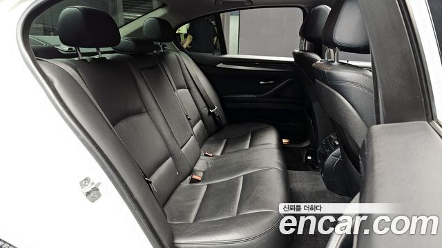 BMW 5 Series (F10) 520d xDrive 2014 — фото 12