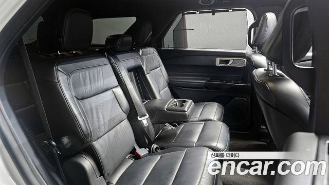 Ford Explorer (VI) 2.3 LimIted 4WD 2020 — фото 12