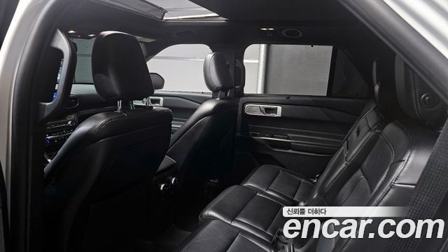 Ford Explorer (VI) 2.3 LimIted 4WD 2020 — фото 13