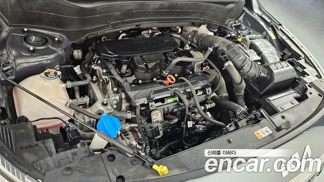 Kia Seltos Gasoline 1.6 Turbo 4WD Signature 2023 — фото 6