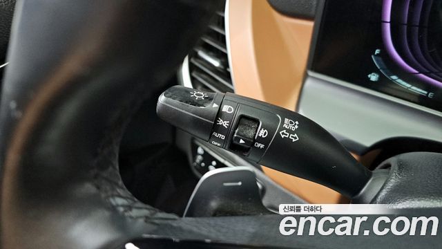 Kia Seltos Gasoline 1.6 Turbo 4WD Signature 2023 — фото 18