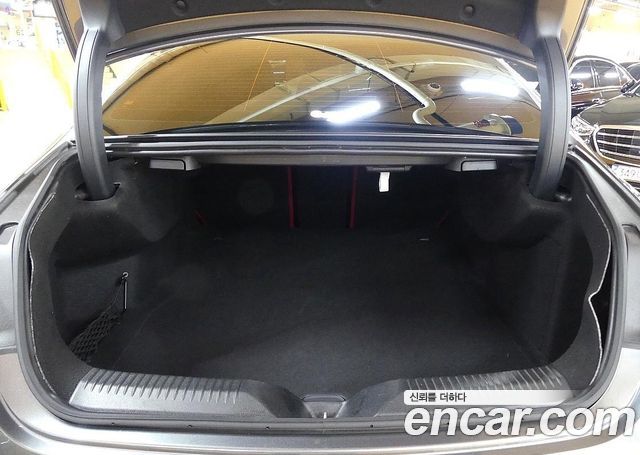 Mercedes-Benz CLS-Class (C257) CLS300d 4MATIC 2023 — фото 4