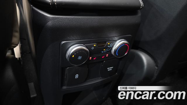 Ford Explorer (VI) 3.0 PHEV 2020 — фото 19