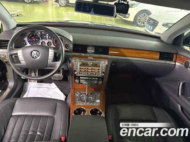 Volkswagen Phaeton V6 3.0 TDI VW611 2013 — фото 7