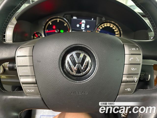 Volkswagen Phaeton V6 3.0 TDI VW611 2013 — фото 20