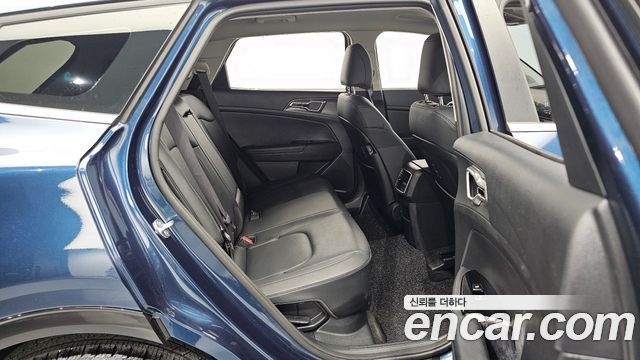 Kia Sportage Hybrid (V) Nobleless 2WD 2024 — фото 12